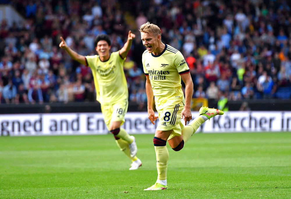 Odegaard Bawa Arsenal Lanjutkan Tren Kemenangan