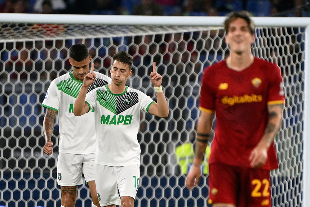 Gol Injury Time El Shaarawy Bawa AS Roma ke Puncak