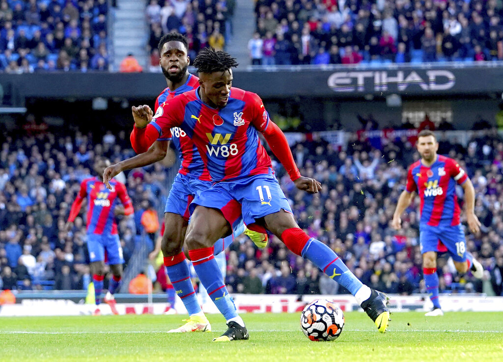Crystal Palace Berpesta di Markas Man City