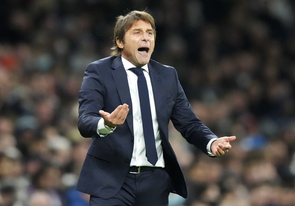 Tiga Poin di Debut Conte Bersama Spurs