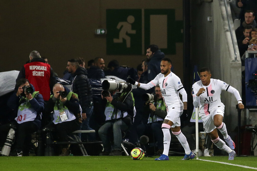 PSG Menang Dramatis di Markas Bordeaux