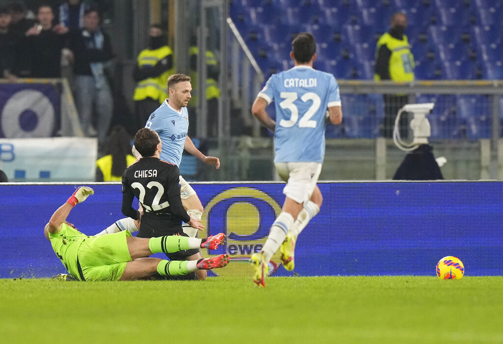 Dua Penalti Bonucci Beri Juventus Pesta di Markas Lazio