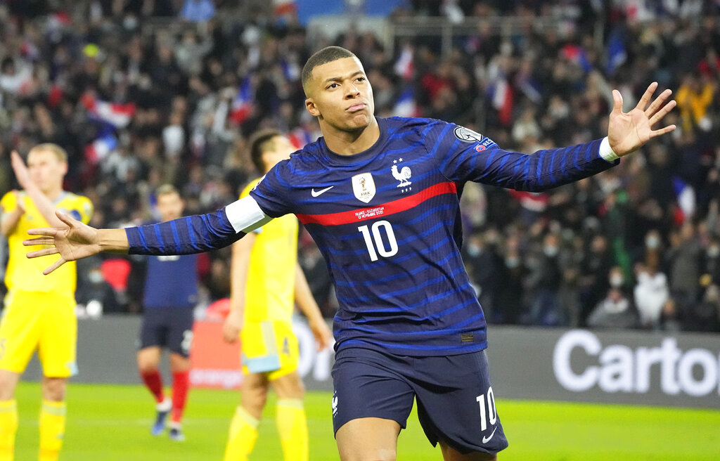 Prancis Pesta Gol dan Sinar Mbappe