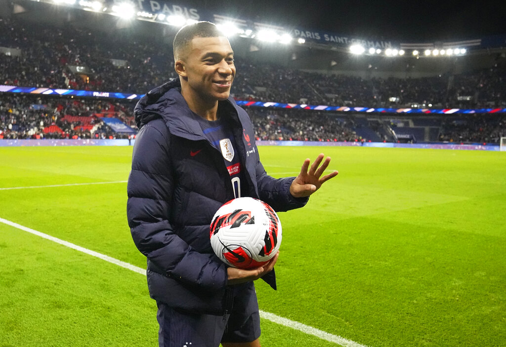 Prancis Pesta Gol dan Sinar Mbappe