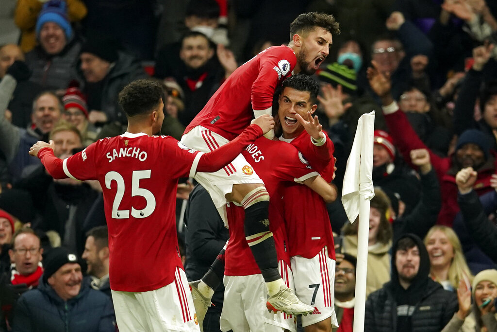 Pertunjukan Ronaldo dan Laga Terakhir Michael Carrick