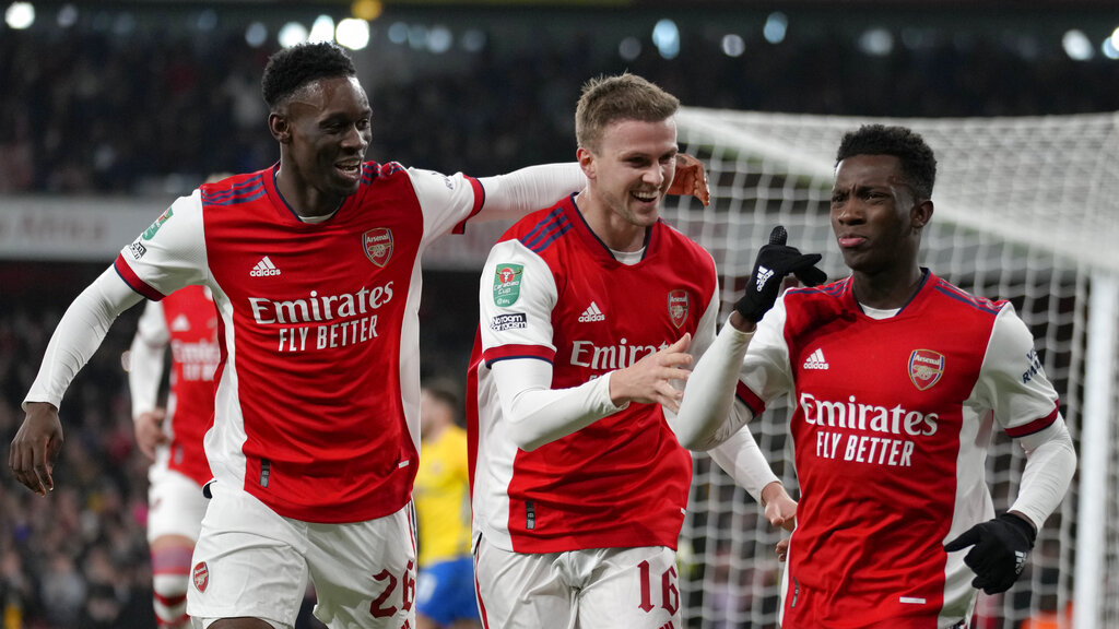 Tim Muda Arsenal Gilas Sunderland
