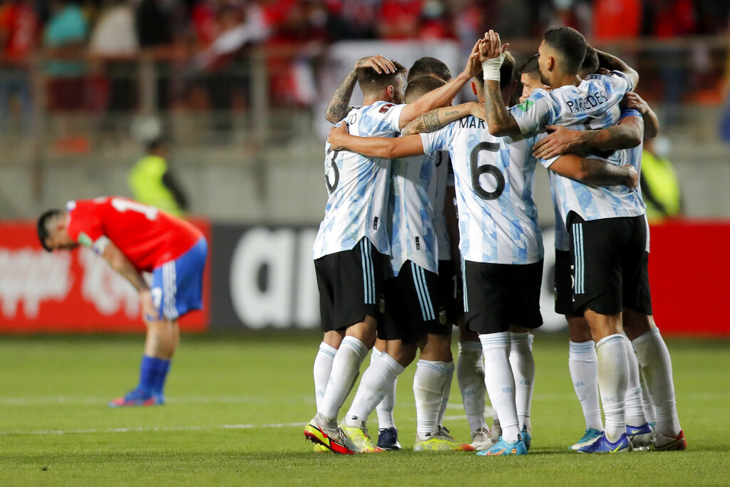 Argentina Menang Tipis atas Chile: No Messi, Still Party