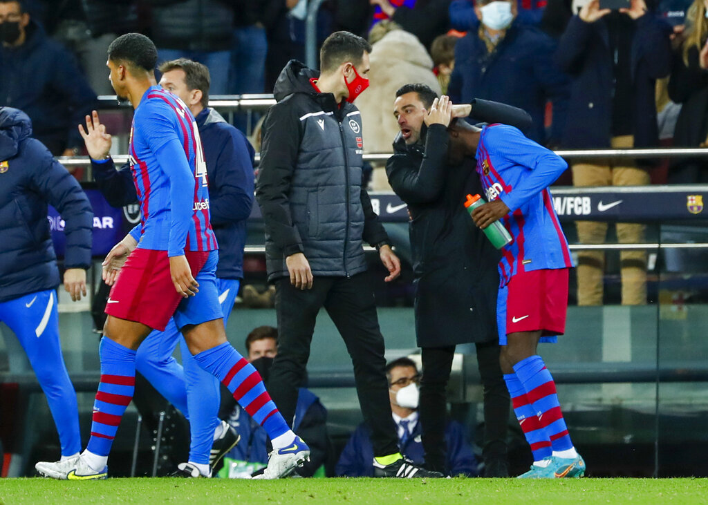 Aubameyang dan Dembele Trengginas, Barcelona Menggila di Kandang  
