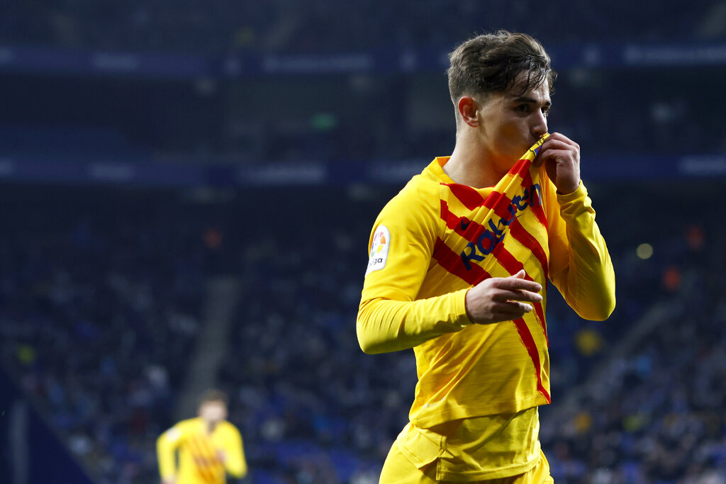 Luuk de Jong Selamatkan Barca di Markas Espanyol