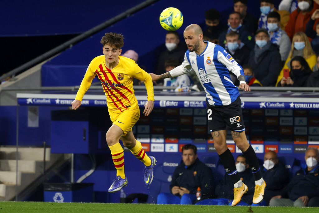 Luuk de Jong Selamatkan Barca di Markas Espanyol