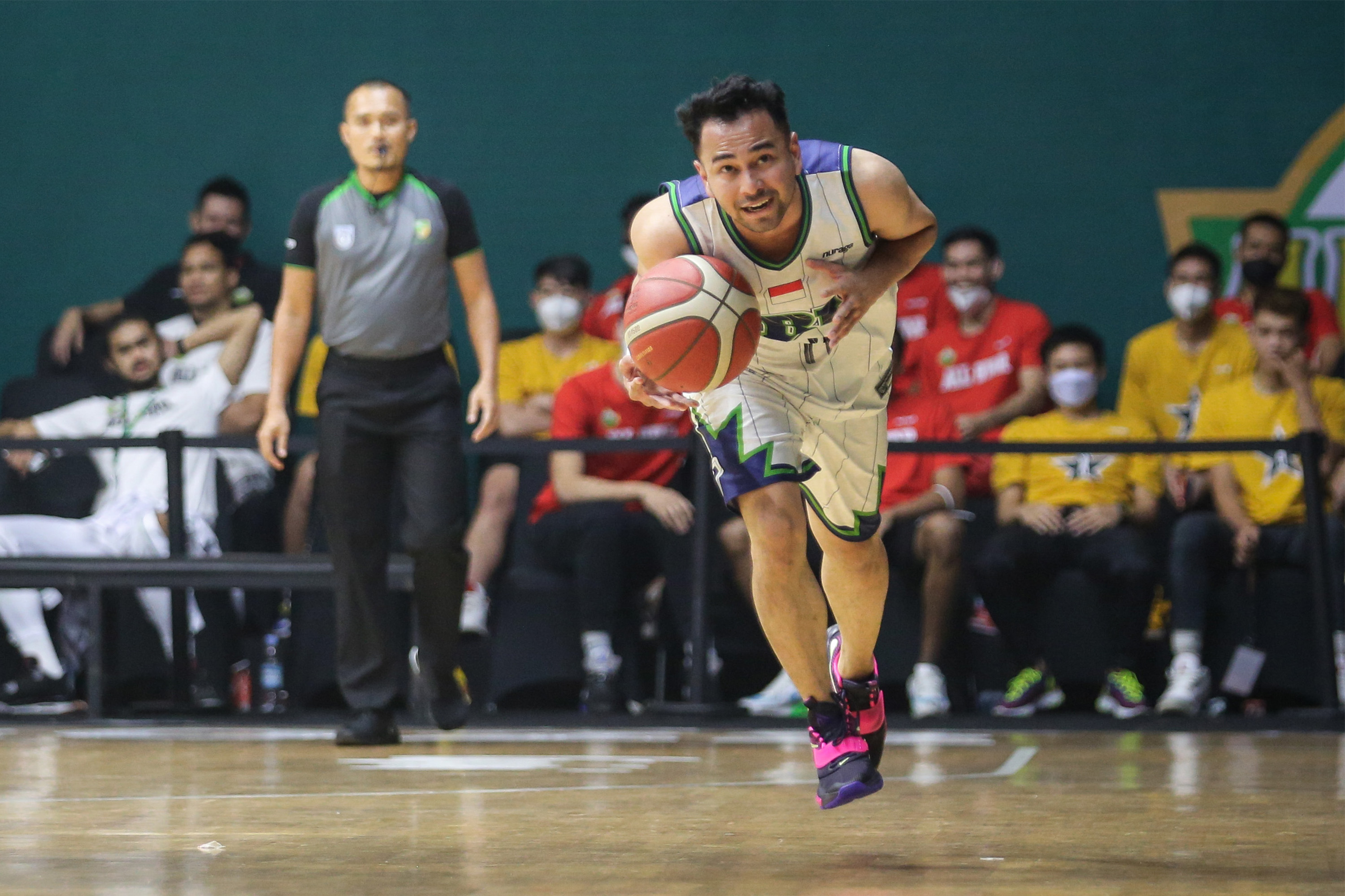 Aksi Raffi Ahmad dalam Celebrity Games IBL All Star 2022