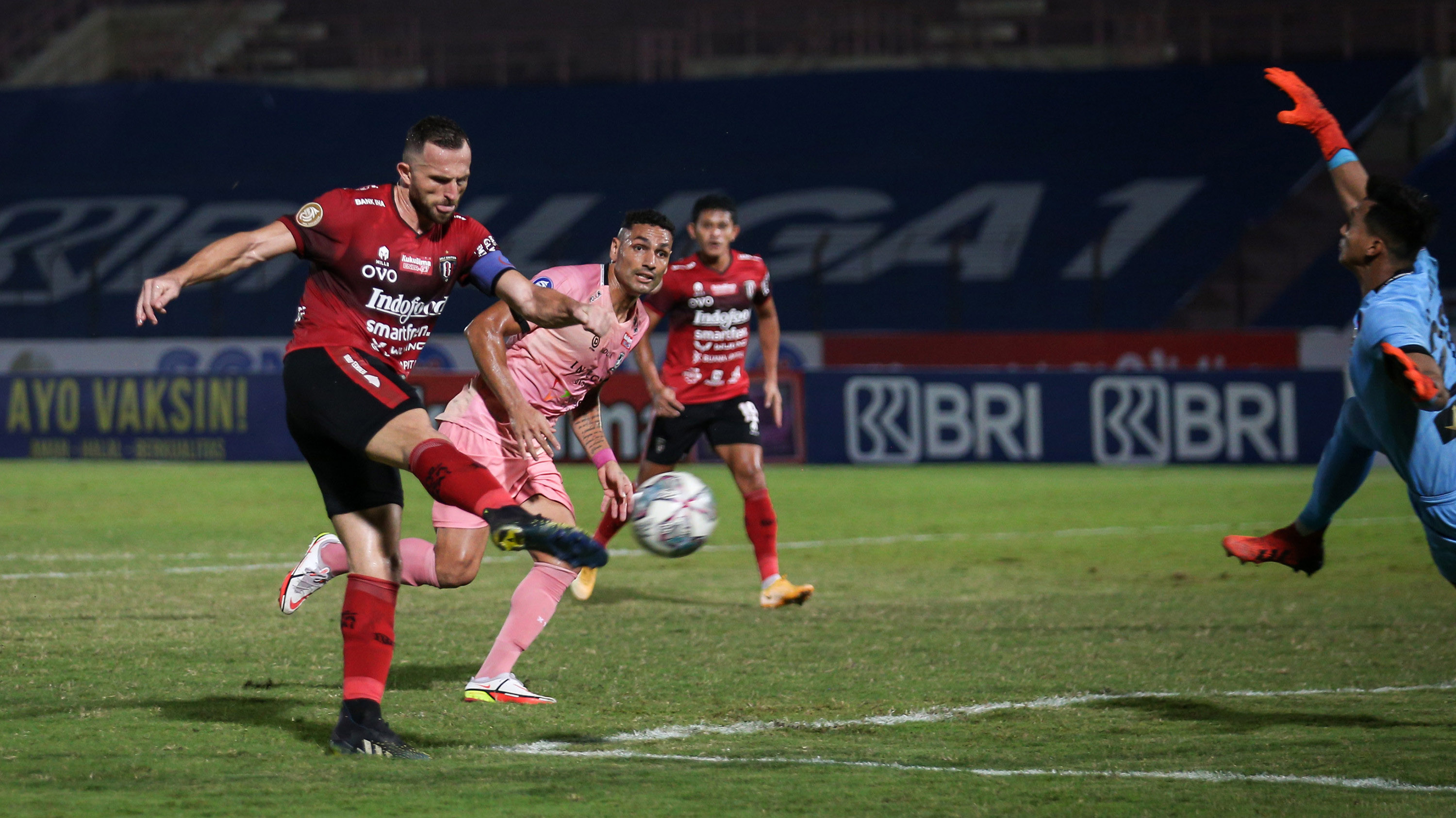 Pemain Naturalisasi dengan Performa Memuaskan di BRI Liga 1, Ilija Spasojevic Paling Mujur