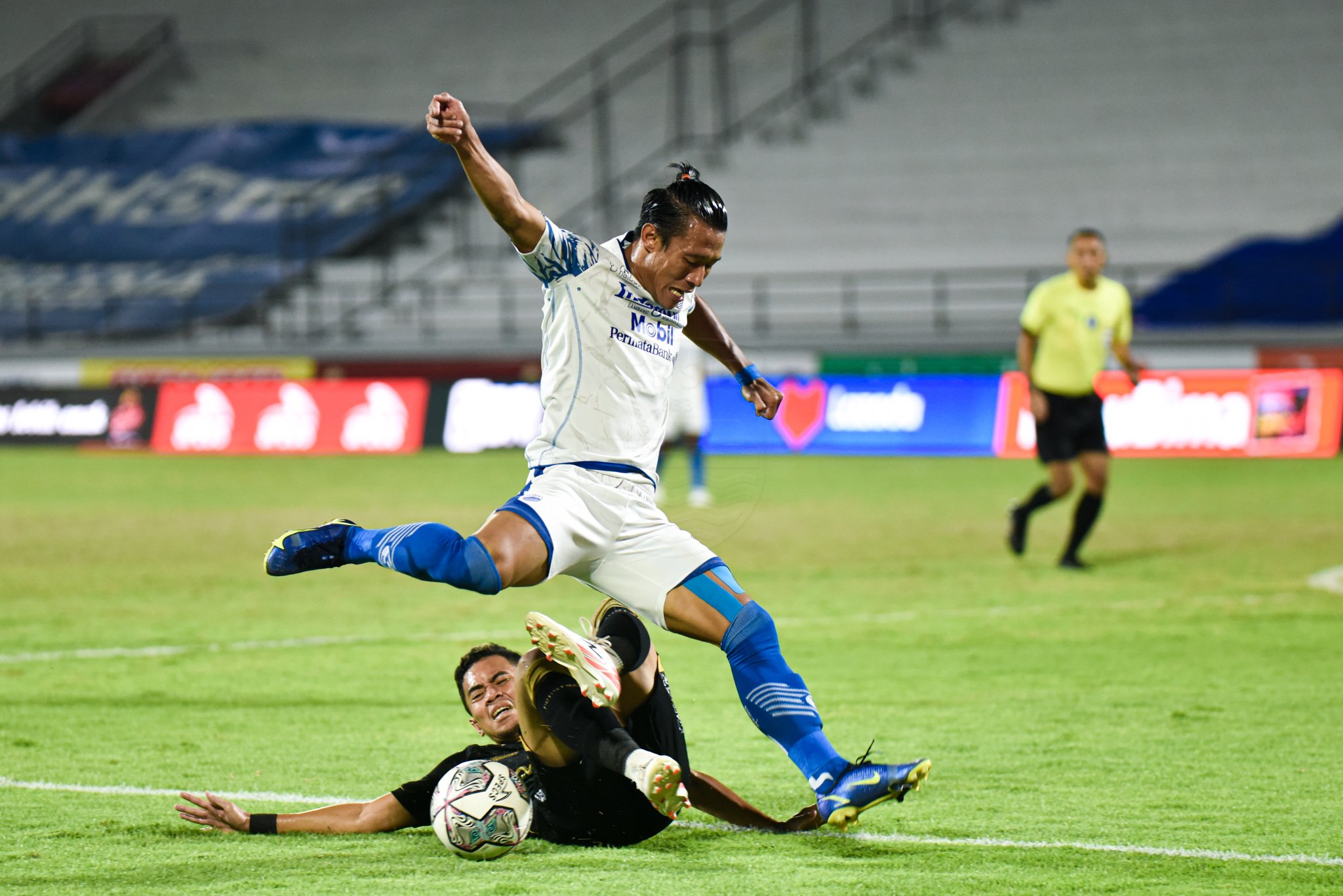 Persib Bandung Bermain Imbang Lawan Persebaya di BRI Liga 1, Kans Juara Makin Tipis