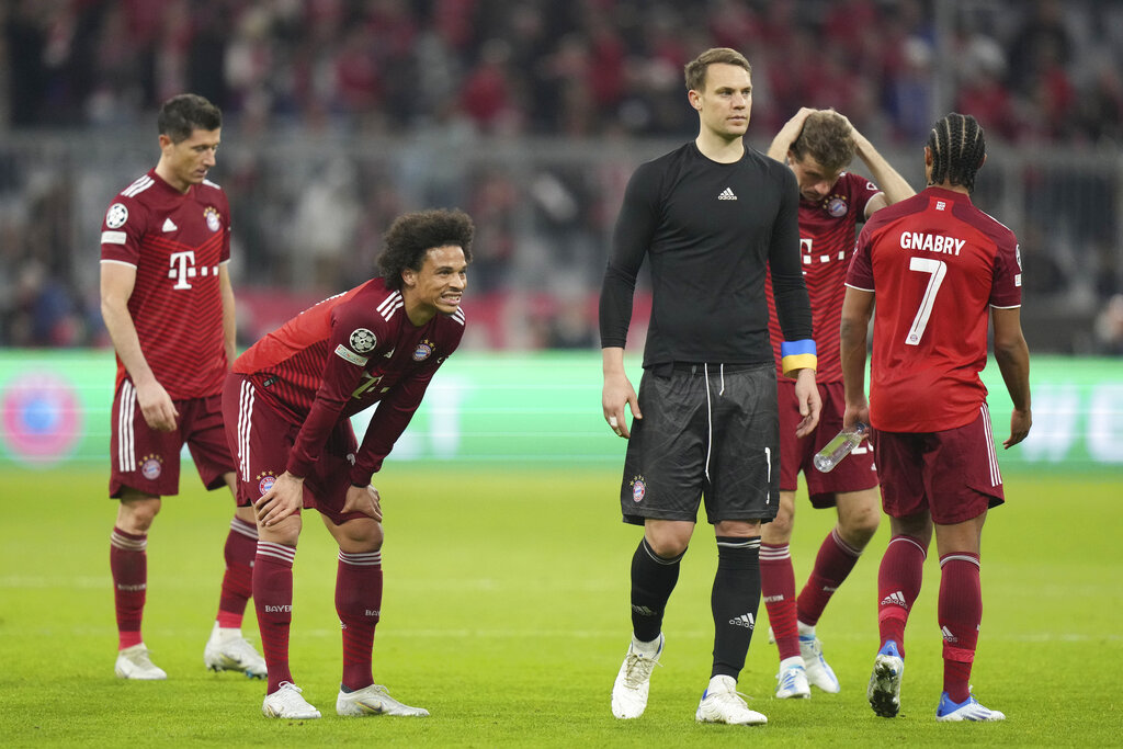 Momen-momen Sedih Pemain Bayern Munchen usai Tersingkir dari Liga Champions