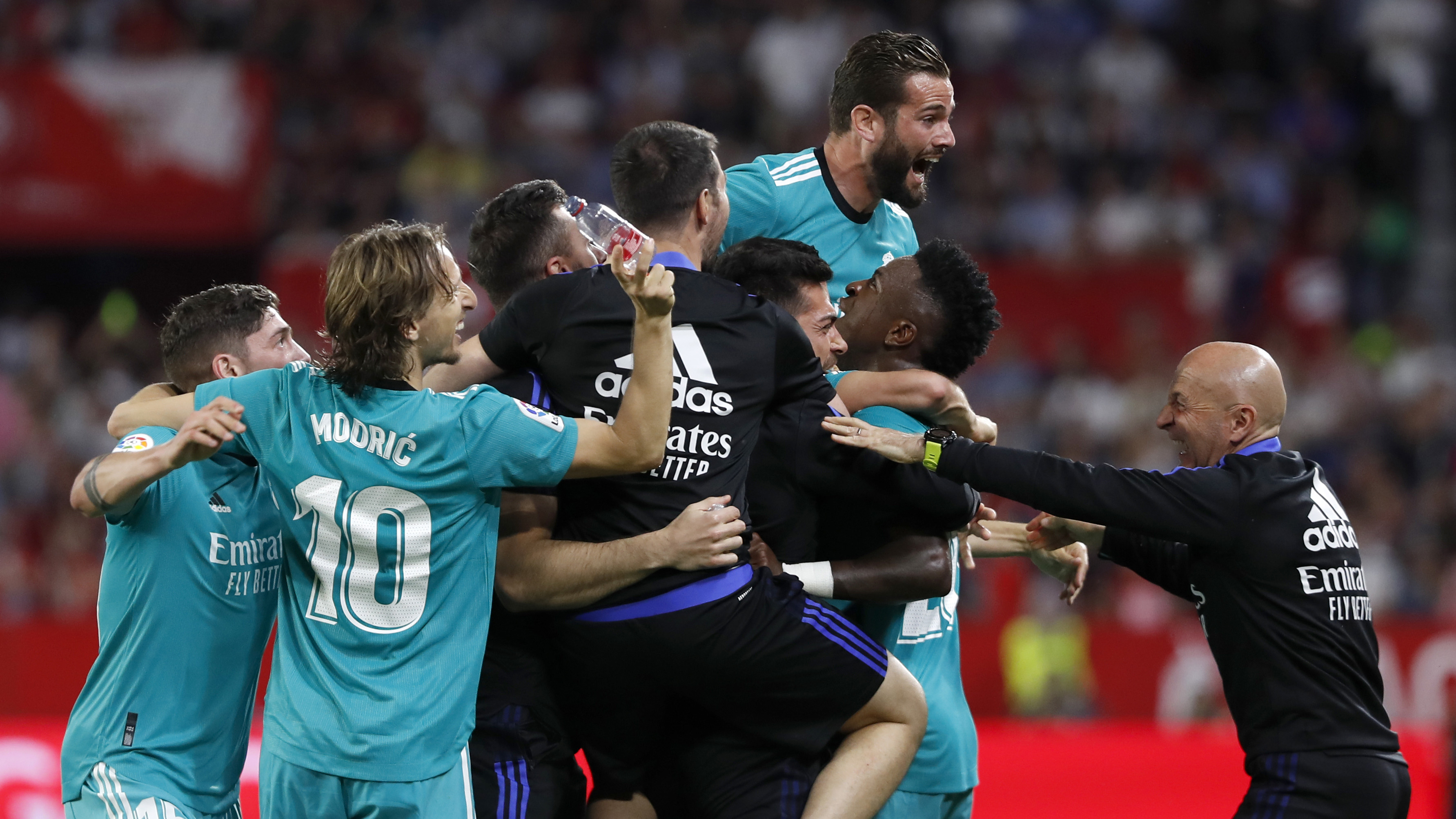 Aksi Karim Benzema Cetak Gol di Menit 90+2, Epic Comeback Bersama Real Madrid