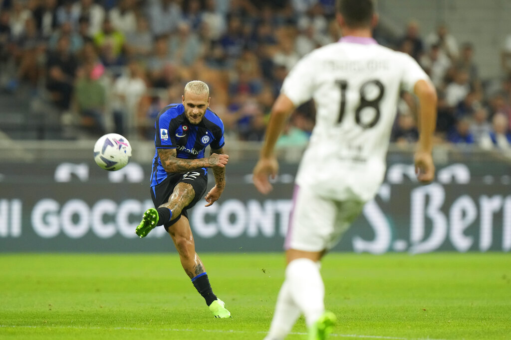 Tendangan Voli Nicolo Barella dan Kemenangan Inter Milan di Pekan ke-4 Serie A Tendangan Voli Nicolo Barella dan Kemenangan Inter Milan di Pekan ke-4 Serie A