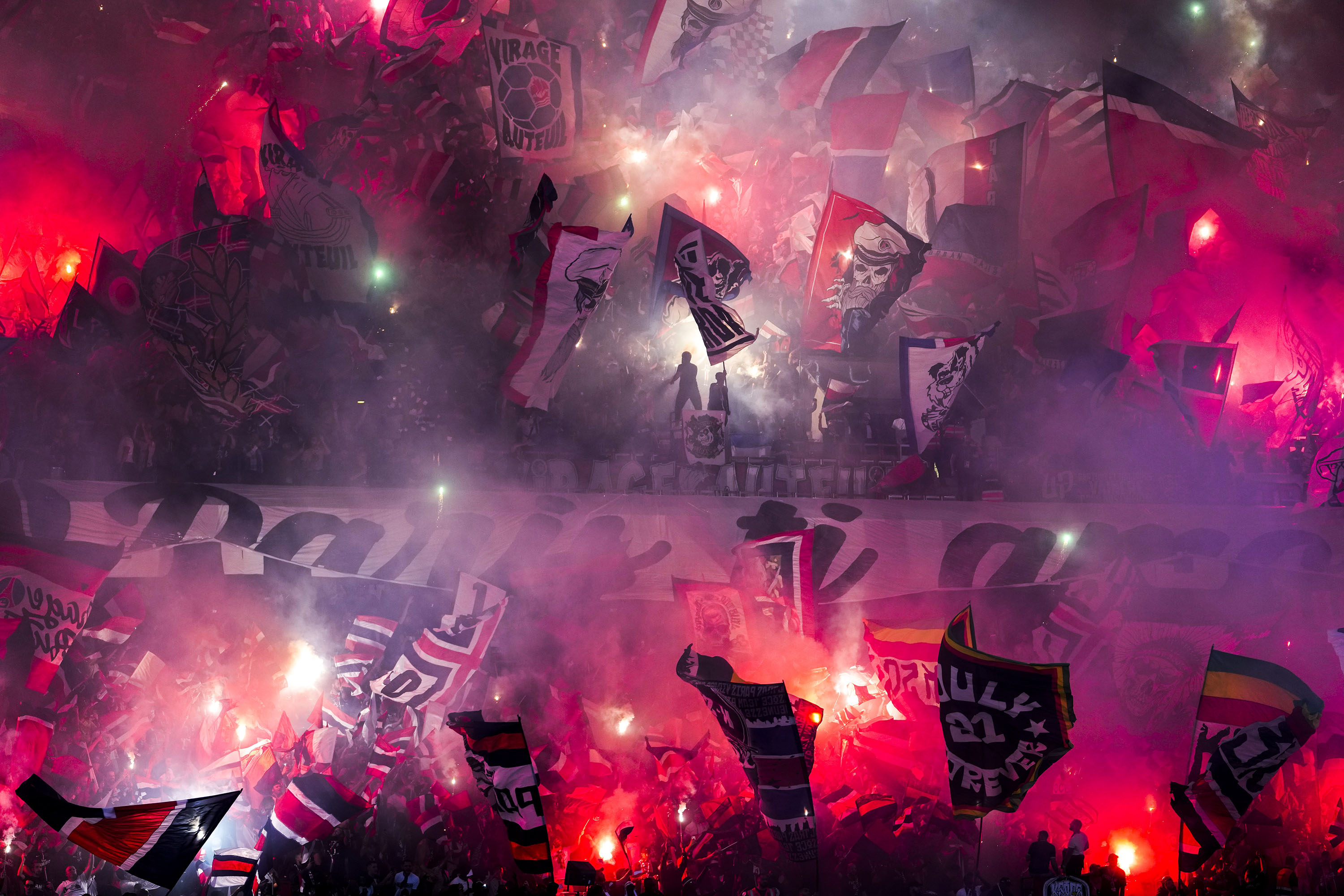 Foto-Foto Terbaik Liga Champions Pekan Ini