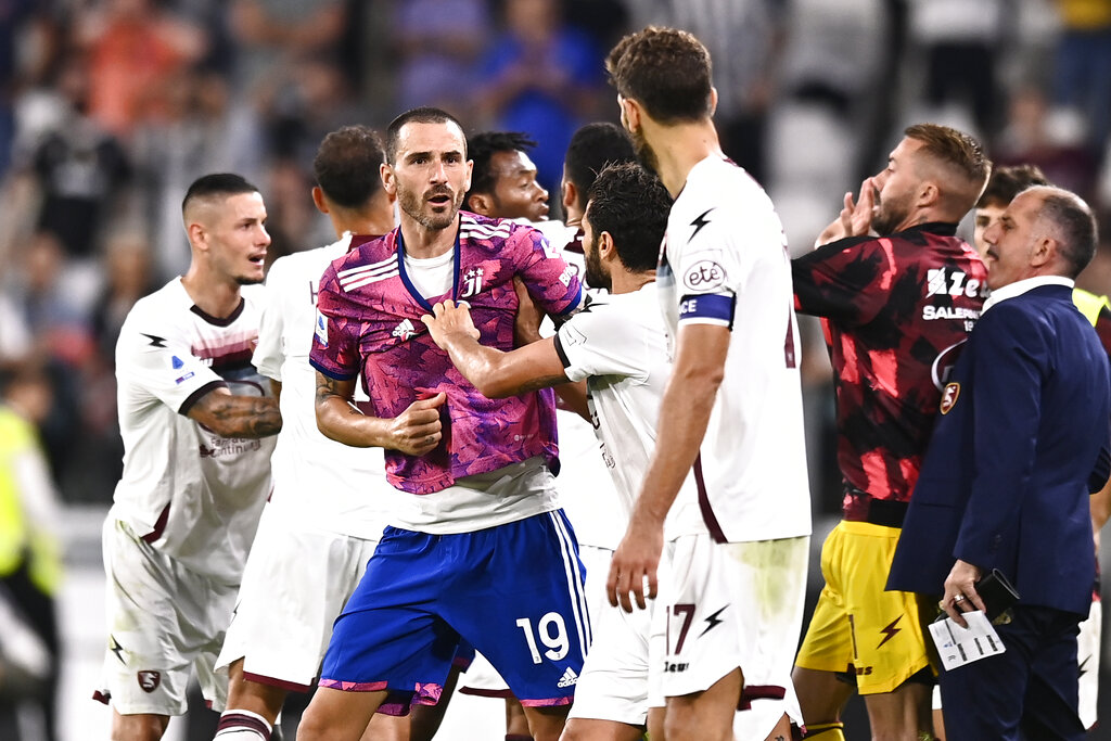 Kisruh Laga Juve Vs Salernitana, Empat Kartu Merah Keluar Dari Saku Wasit