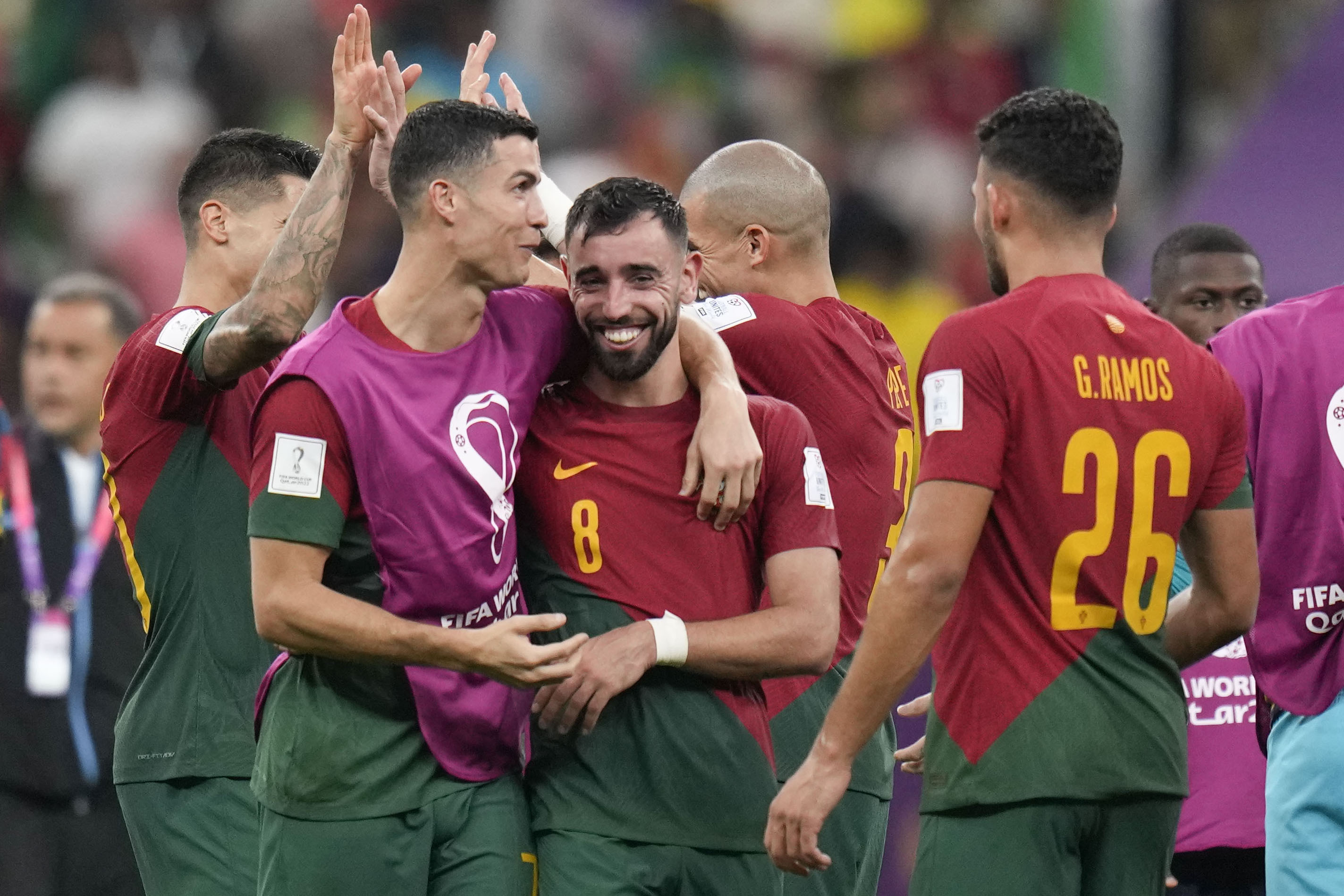 Momen Hair of God Bikin Cristiano Ronaldo dan Bruno Fernandes Kian Mesra di Piala dunia 2022