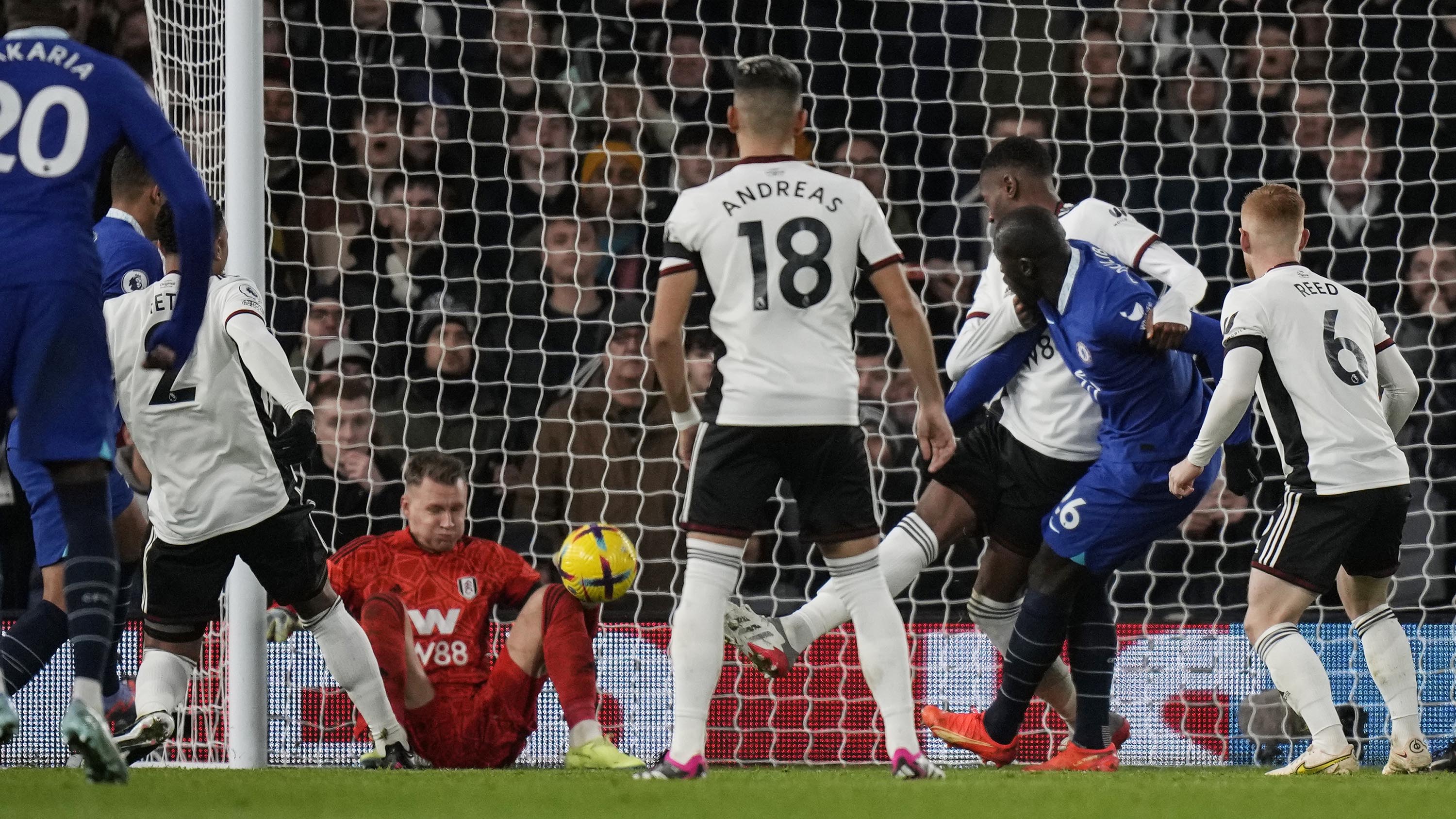 Debut Kelam Joao Felix, Diganjar Kartu Merah, Chelsea pun Tumbang di Kandang Fulham
