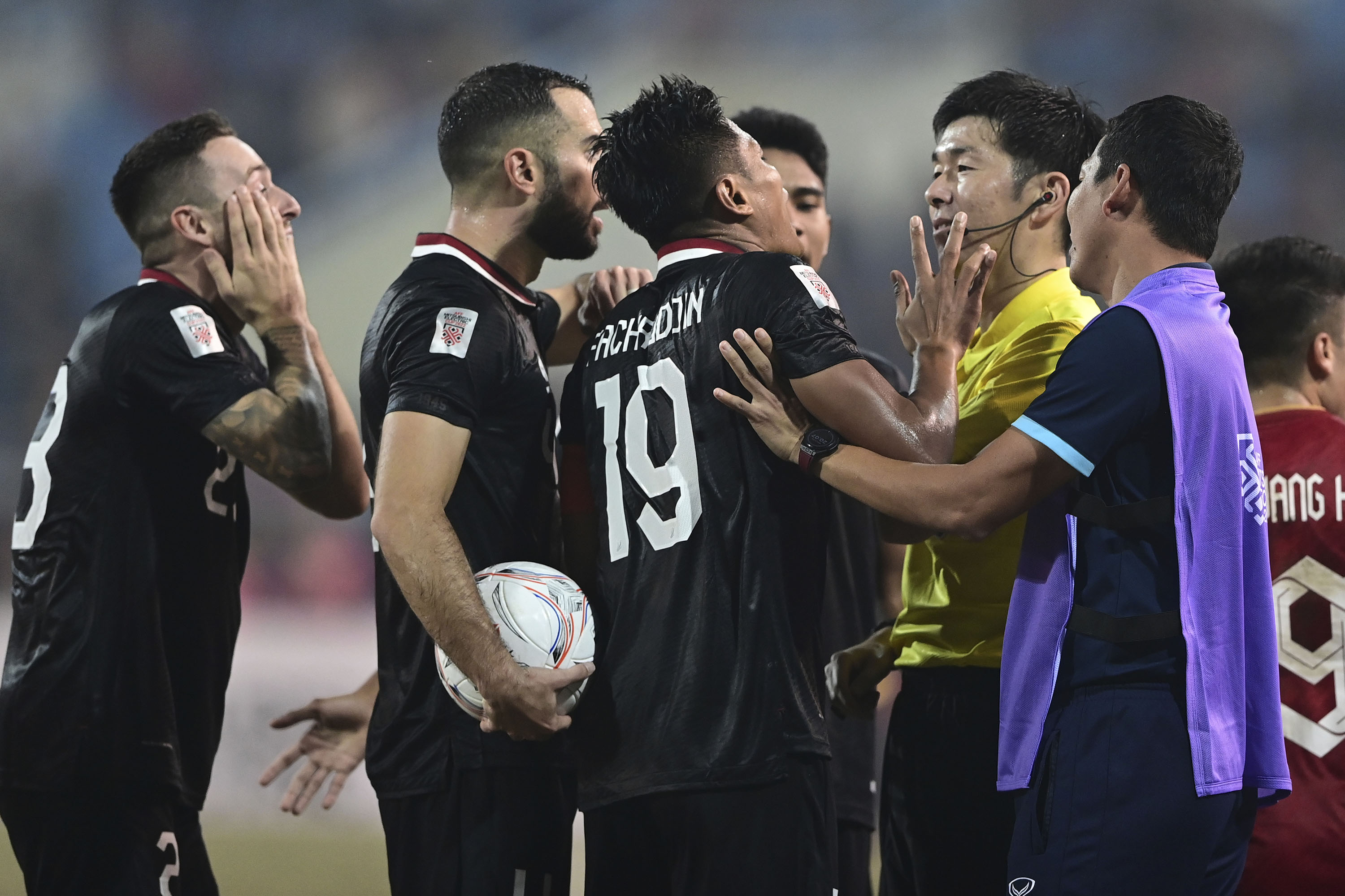 Provokasi Ofisial Timnas Vietnam Hingga Keributan Antar Pemain di Lapangan dalam Semifinal Leg Kedua Piala AFF 2022