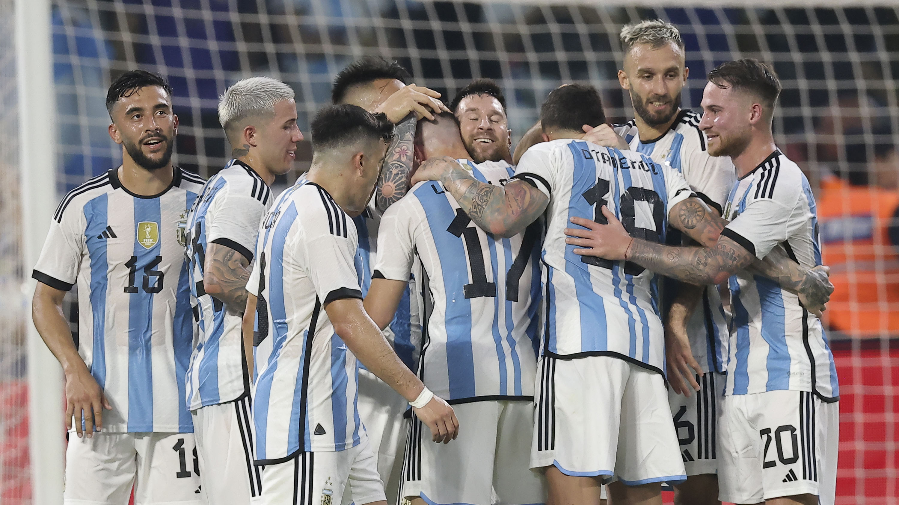 Cetak Hattrick ke Gawang Curacao, Messi Lewati 100 Gol Bersama Timnas Argentina