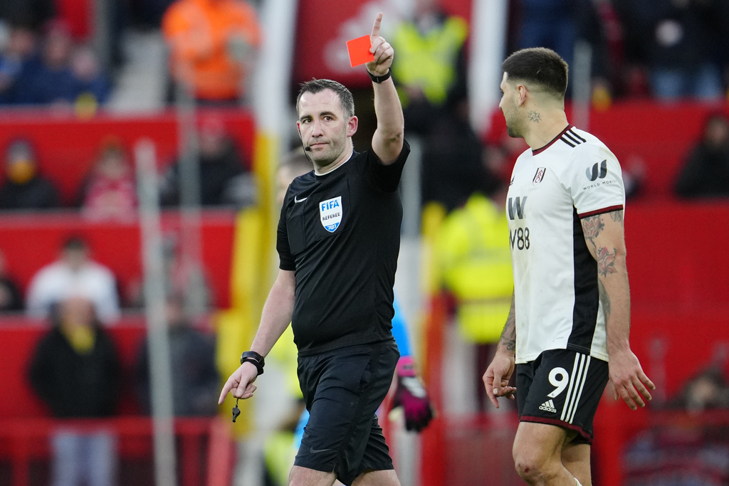 Gara-gara Jadon Sancho Wasit Keluarkan Tiga Kartu Merah untuk Fulham, MU Akhirnya Lolos ke Semifinal Piala FA