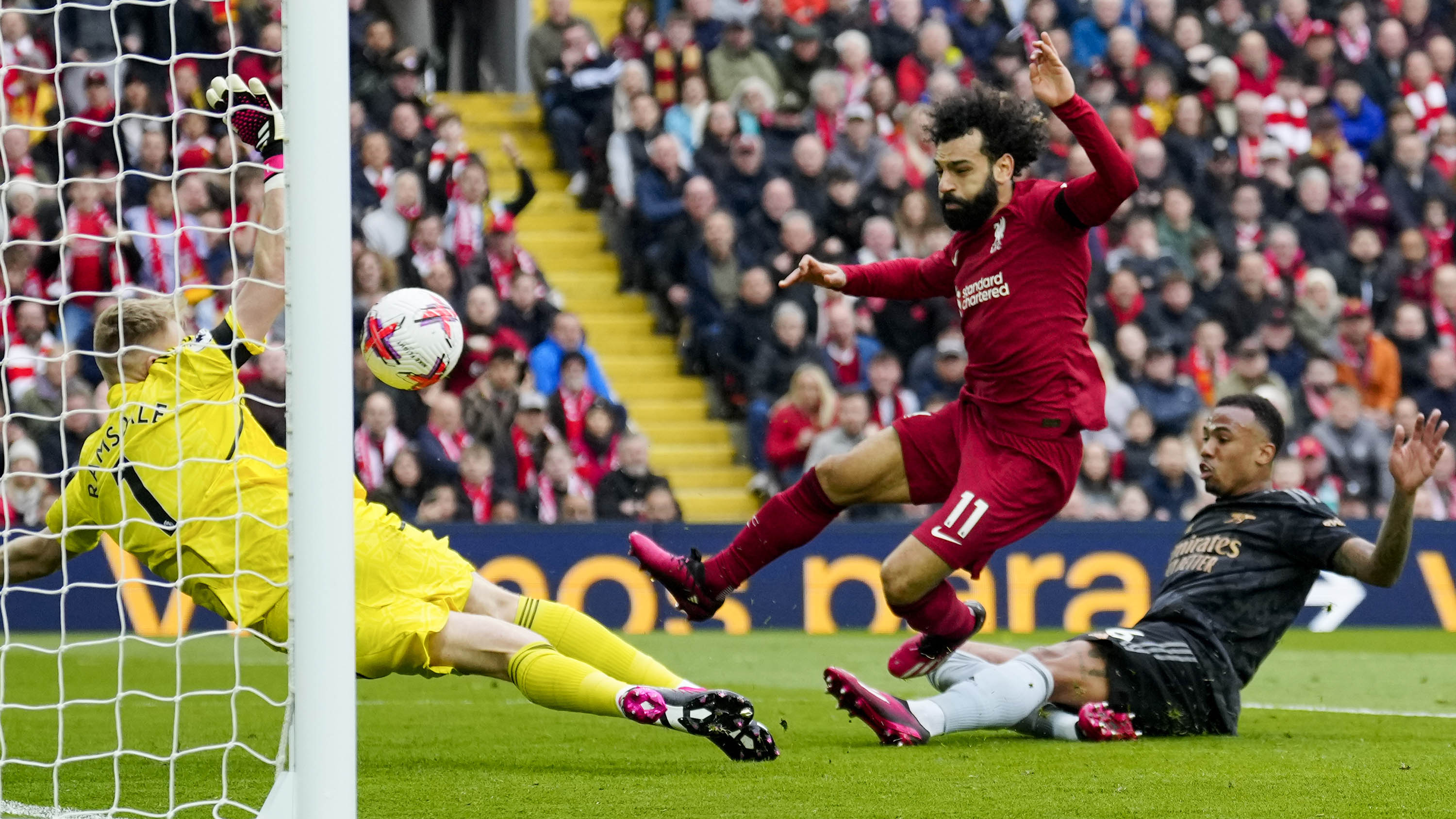 Gol Roberto Firmino Gagalkan Arsenal Segel Kemenangan di Anfield