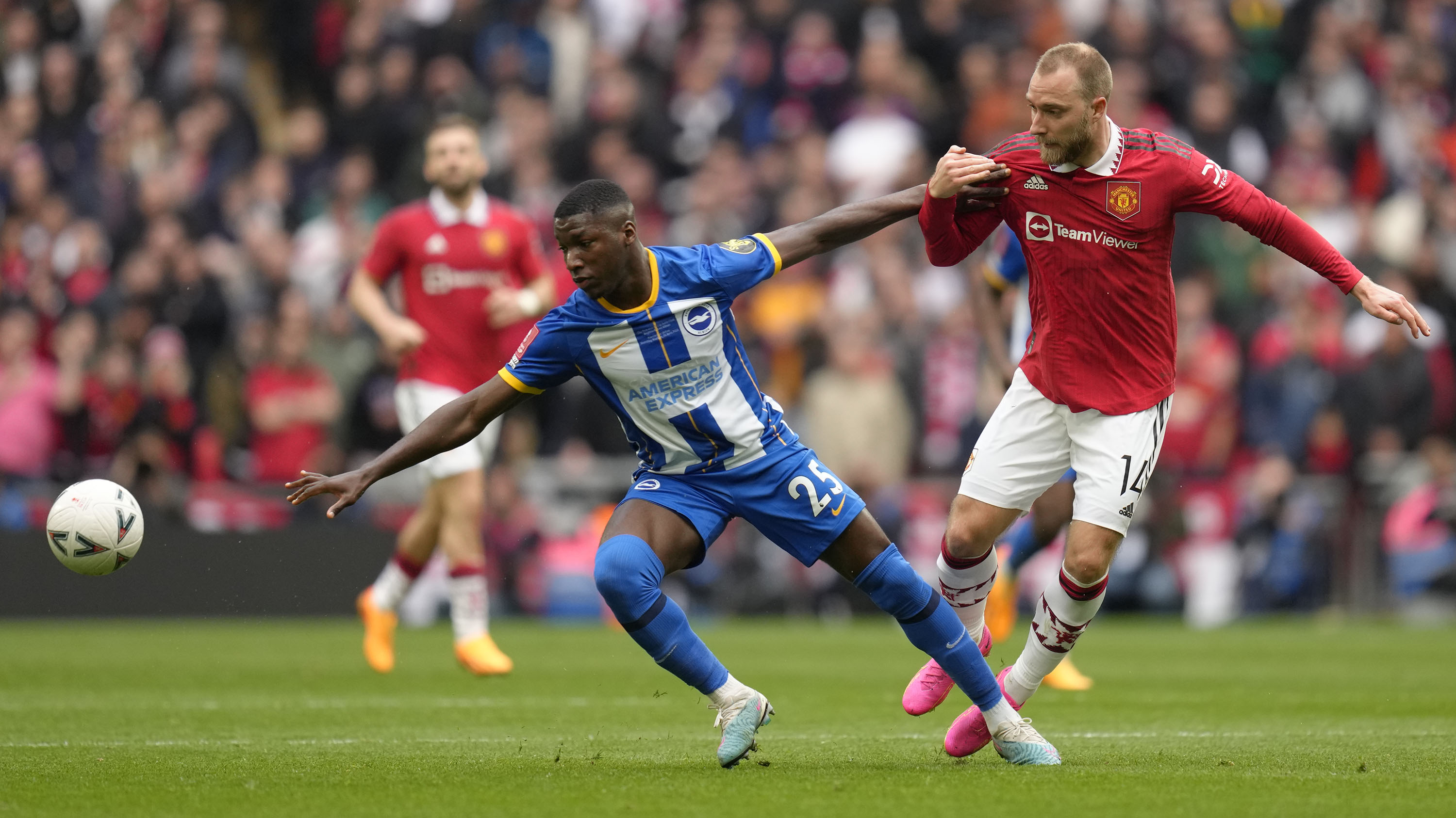 Wujudkan Derby Manchester di Final Piala FA, MU Sukses Kalahkan Brighton Lewat Babak Adu Penalti