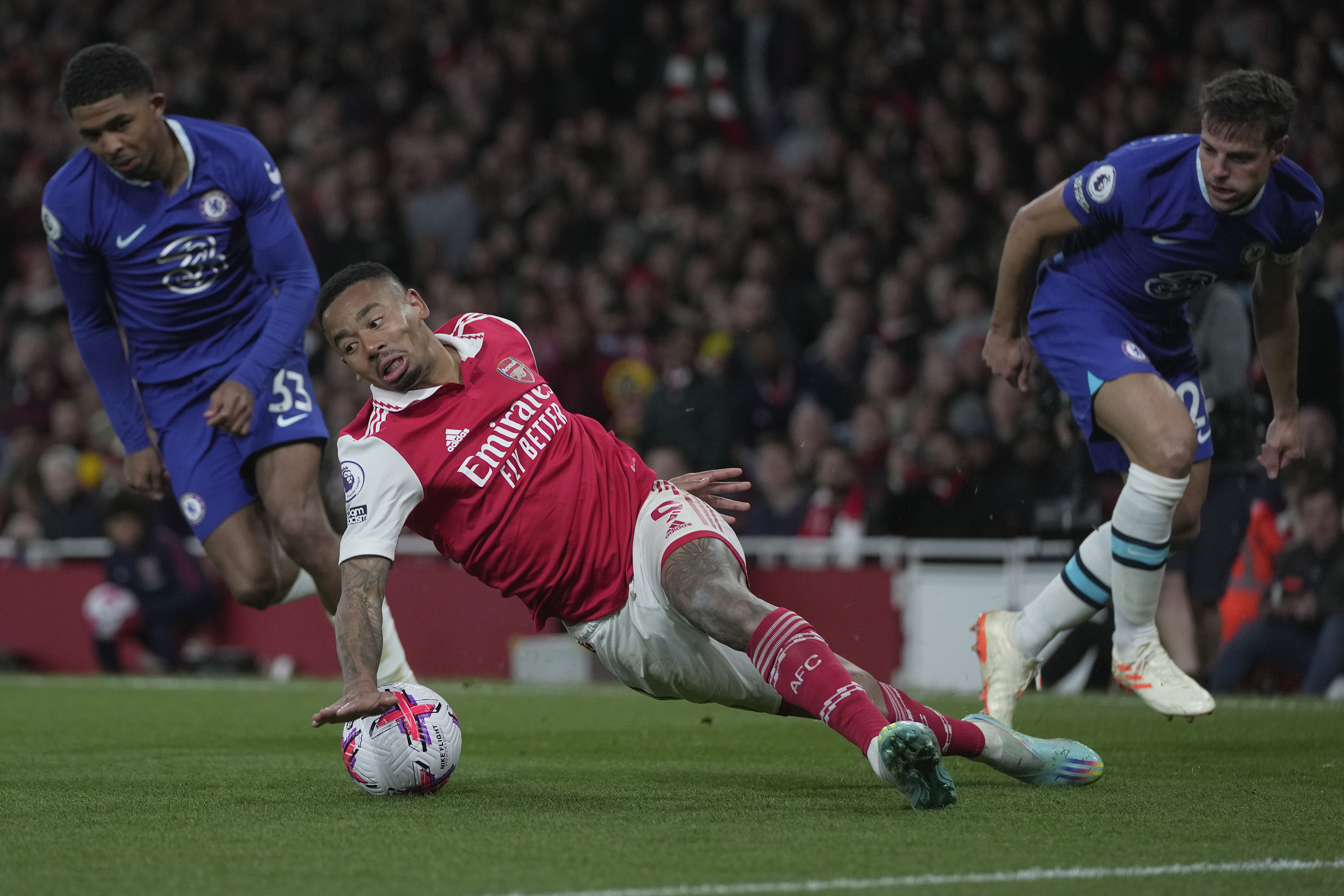 Arsenal Rebut Kemenangan di Derby London, Jaga Asa Juara Liga Inggris