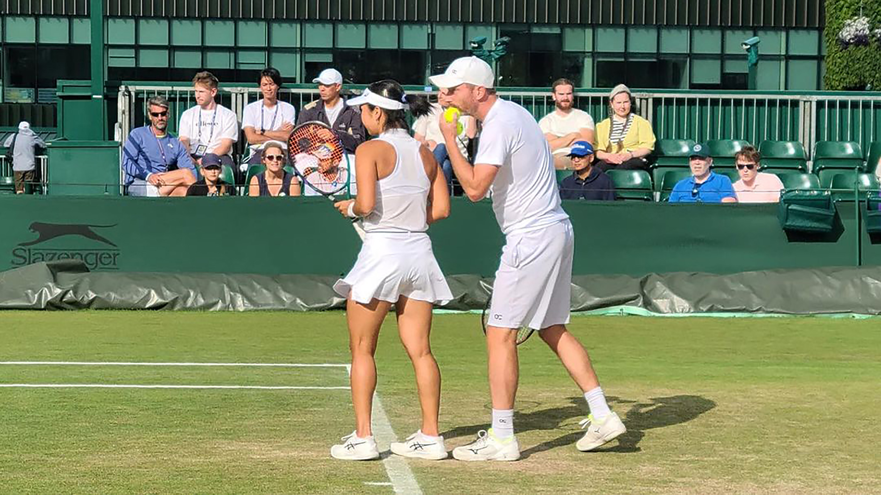 Aldila Sutjiadi / Matwe Middelkoop Lolos ke Semifinal Wimbledon 2023