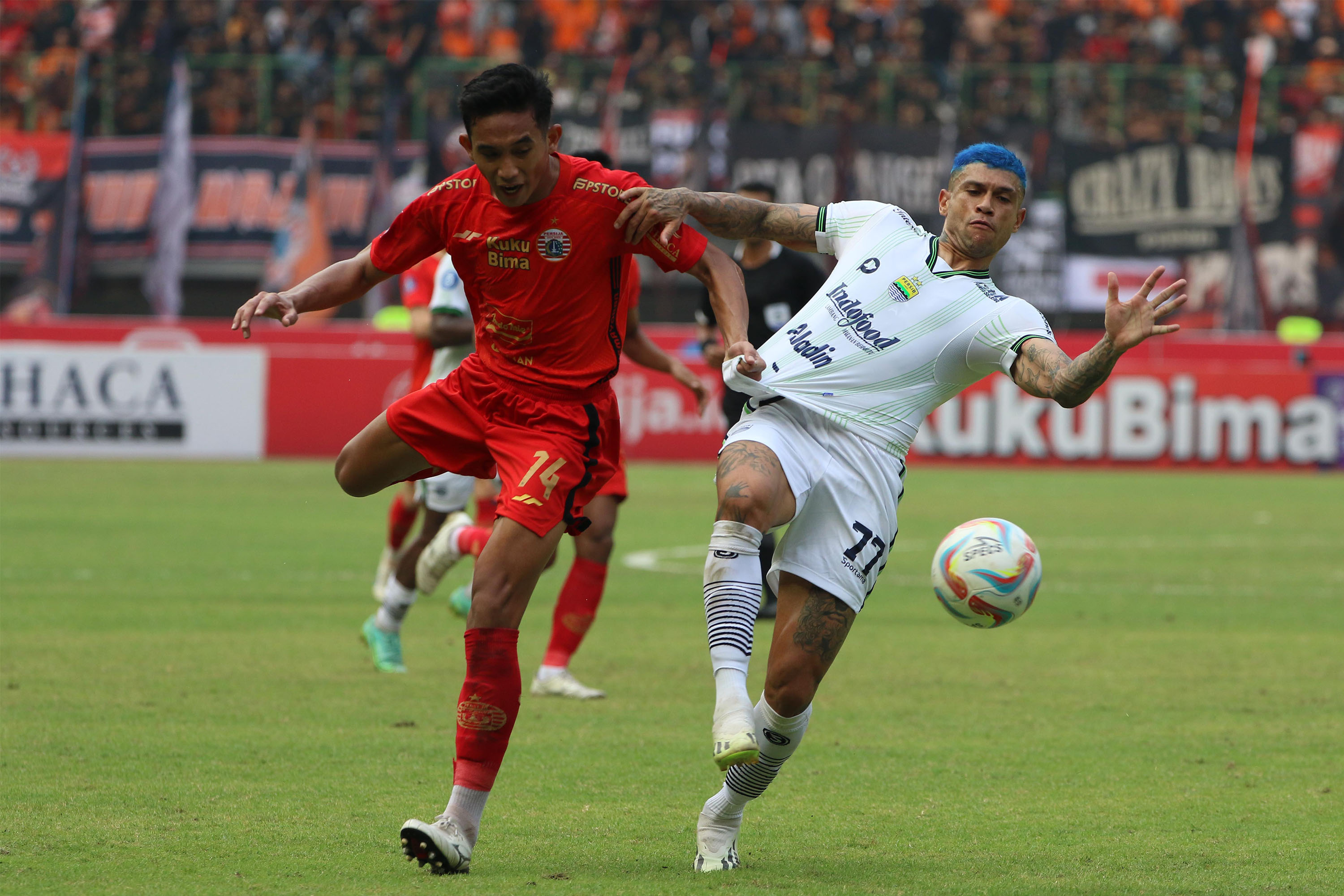 Berakhir Remis, Ini Dia Aksi Pemain Persija saat Melawan Persib Bandung