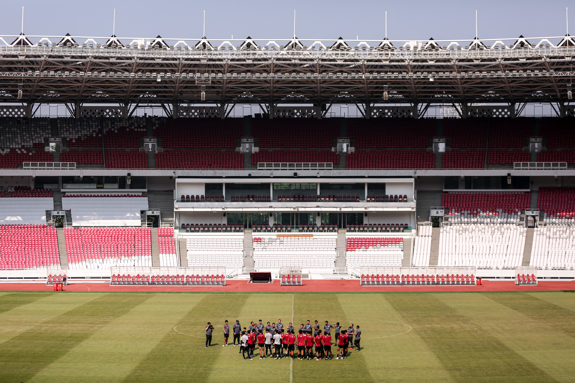 Suasana Gembira Latihan Timnas Indonesia U-17 Jelang Piala Dunia U-17 di Stadion Utama Gelora Bung Karno