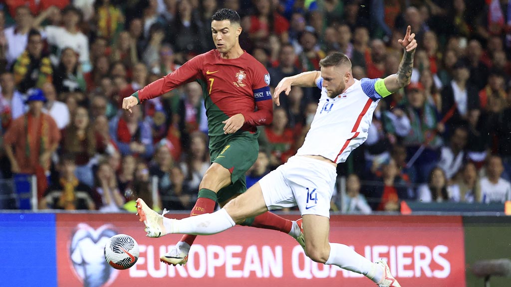 Borong 2 Gol, Cristiano Ronaldo Bawa Portugal Bungkam Slovakia di Kualifikasi Euro 2024