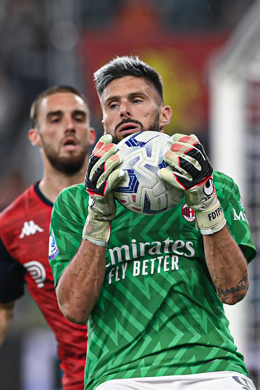 Aksi Tangguh Striker AC Milan jadi Kiper Dadakan, Olivier Giroud Bikin Penyelamatan Gemilang