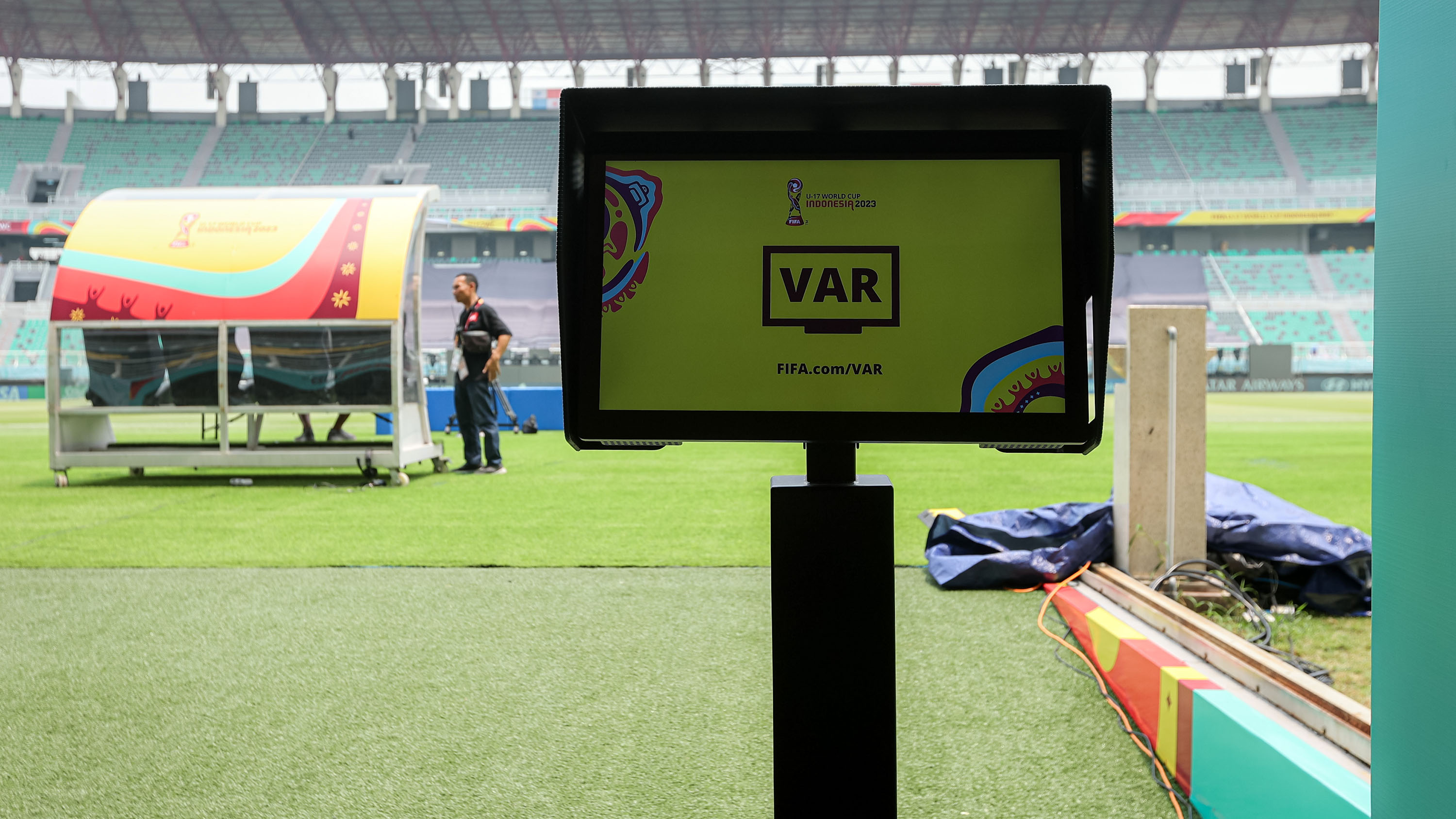 VAR dan Teknologi Garis Gawang Siap Digunakan di Laga Pembuka Piala Dunia U-17 2023 di Stadion Gelora Bung Tomo