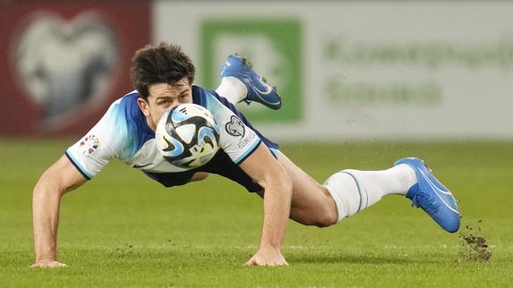 Aksi Harry Maguire saat Timnas Inggris Vs Makedonia Utara di Kualifikasi Euro 2024