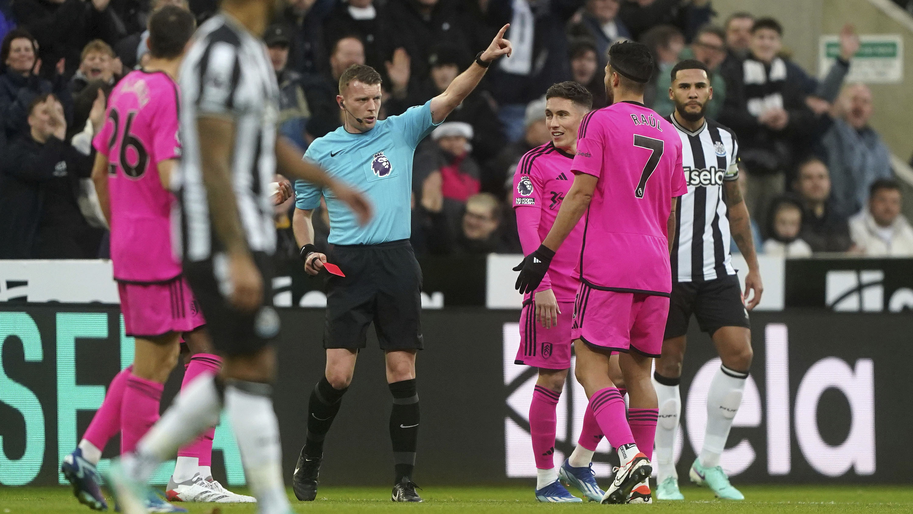 Bawa Newcastle Sikat Fulham, Lewis Miley Jadi Pencetak Gol Termuda di Premier League dalam 14 Tahun Terakhir 
