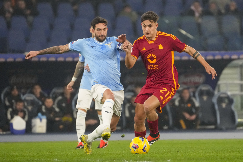 Panasnya Derby Della Capitale, 3 Kartu Merah, dan Lazio Singkirkan Roma dari Coppa Italia