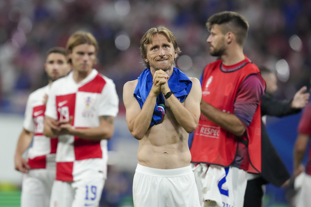 Air Mata Luka Modric