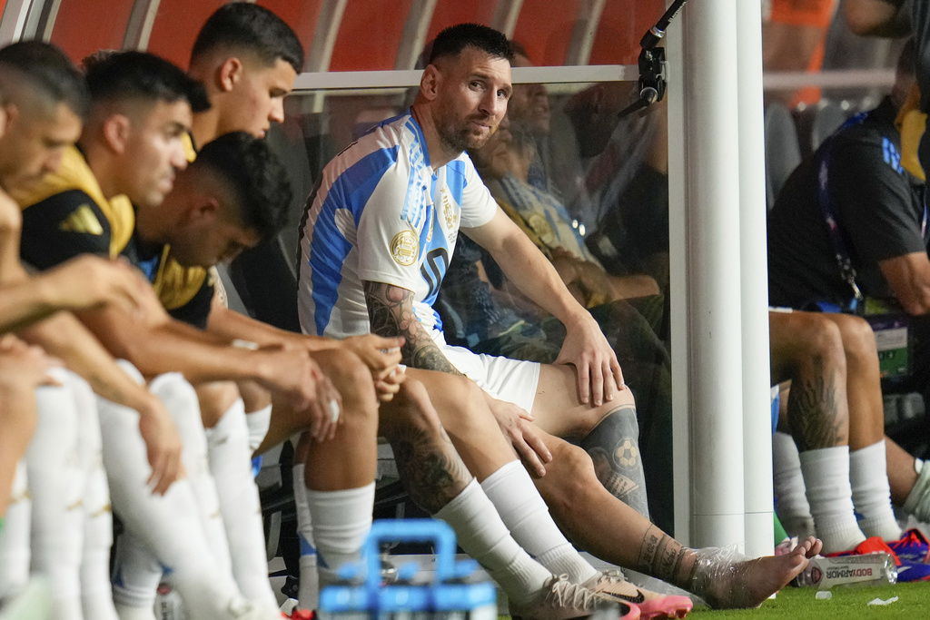 Dua Wajah Messi di Final Copa America 2024: Menangis, 54 Menit Kemudian Tertawa