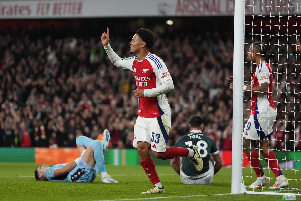 Arsenal vs Bolton: Ethan Nwaneri jadi Bintang, Sterling Cetak Gol Perdana