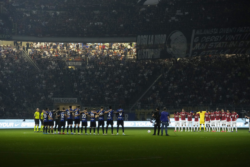 Derby della Madonnina Milik Rossoneri