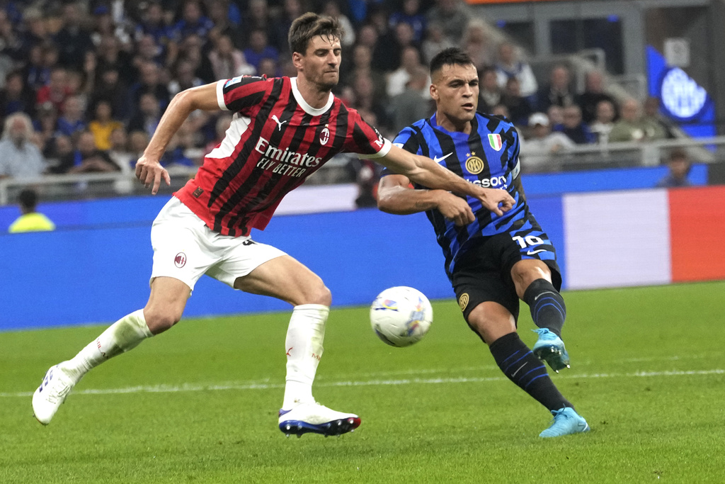 Derby della Madonnina Milik Rossoneri