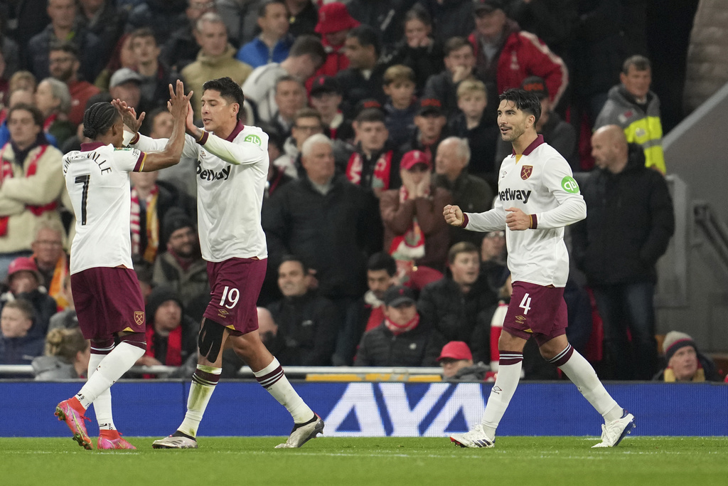 Liverpool vs West Ham: Pesta Gol Si Merah di Anfield