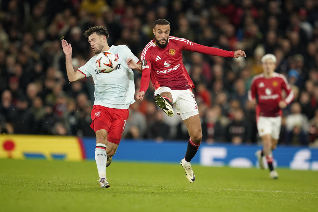 MU vs Twente: Mees Hilgers dkk Berhasil Jinakkan Old Trafford