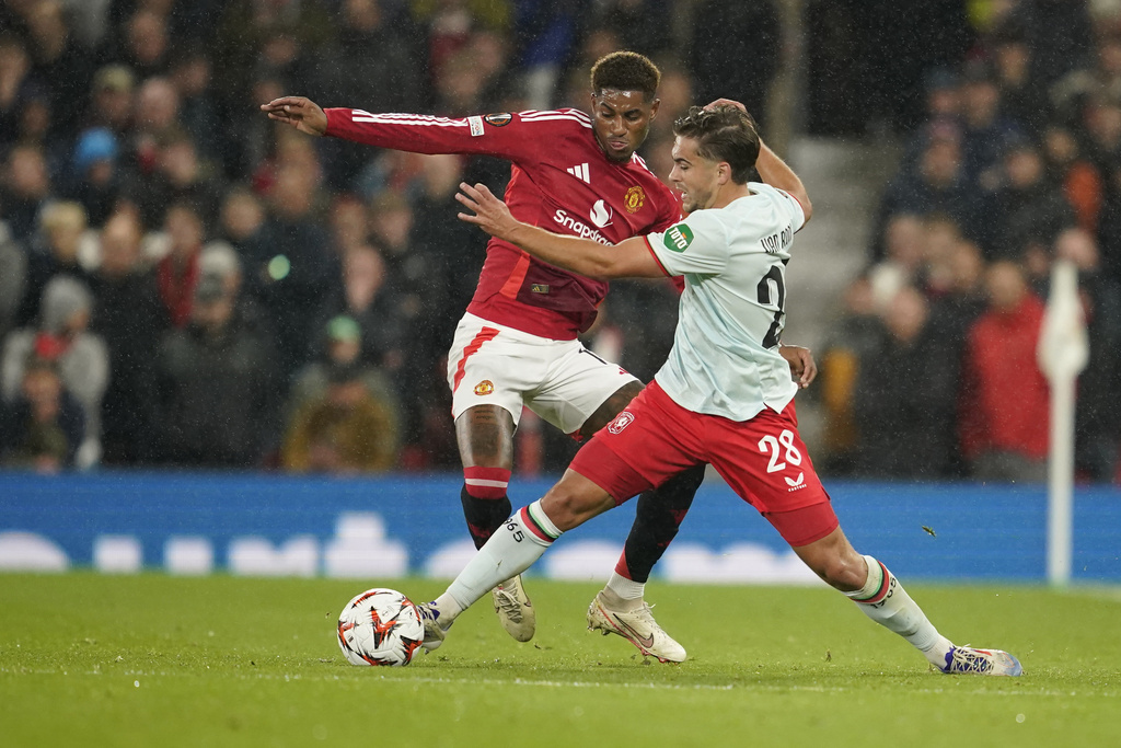 MU vs Twente: Mees Hilgers dkk Berhasil Jinakkan Old Trafford