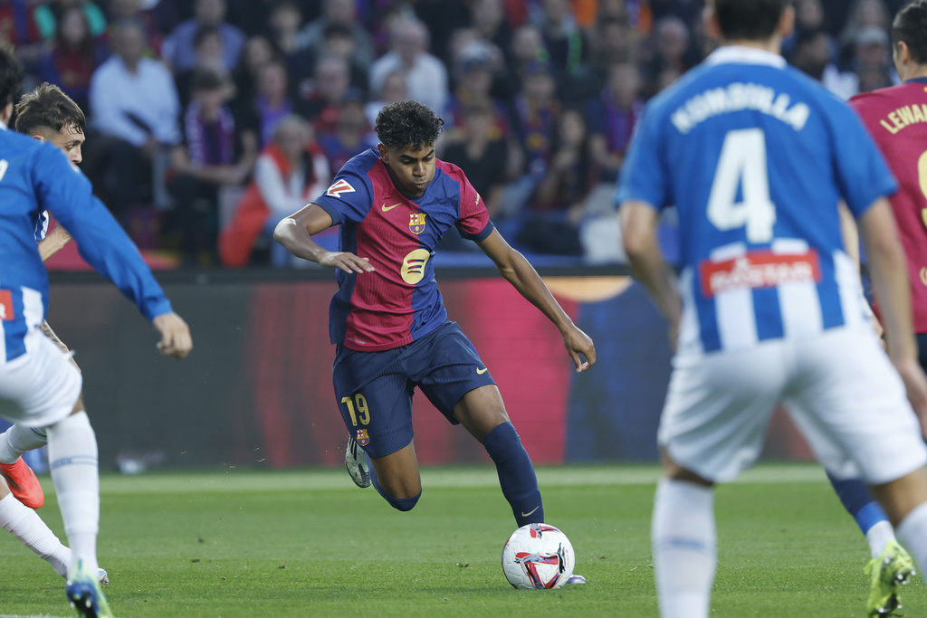 Barcelona vs Espanyol: Dani Olmo Bintangnya