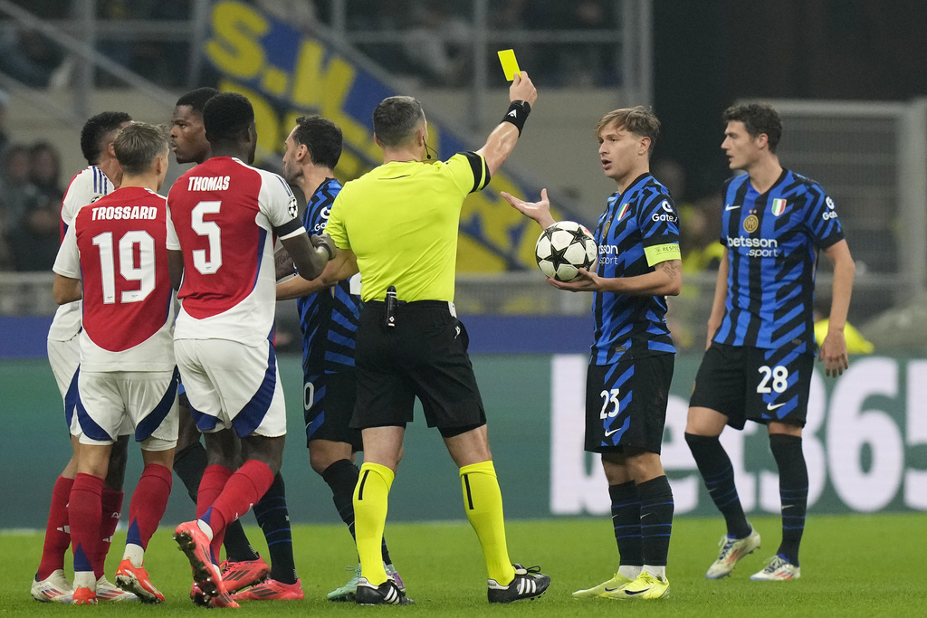 Gol Penalti Calhanoglu Bikin Arsenal Gigit Jari Gol Penalti Calhanoglu Bikin Arsenal Gigit Jari