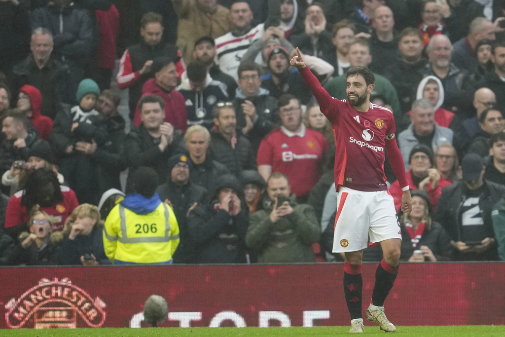 MU vs Leicester: Persembahan Tiga Poin Terakhir Ruud van Nistelrooy
